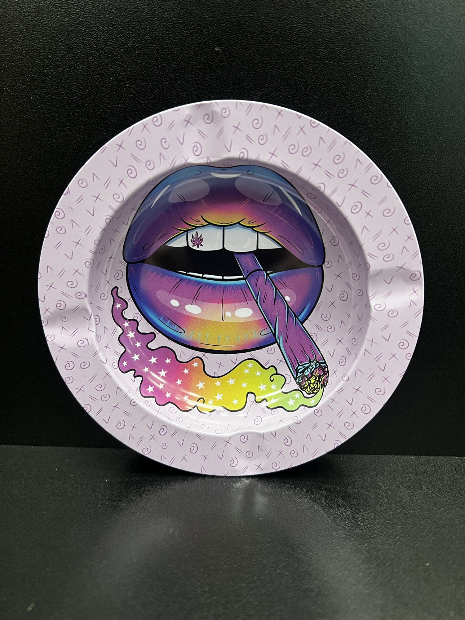Smoky Lips Small Metal Ashtray